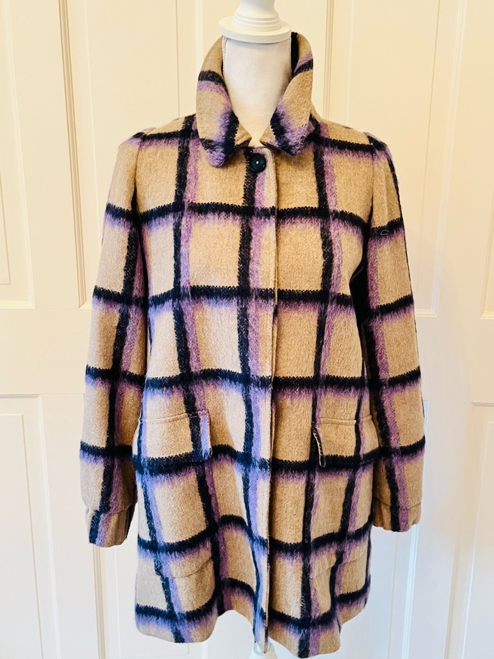 Carolina Herrera CH beige wool blend car coat xs